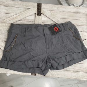 G by Guess- Gray Shorts, size 29 🛍💕